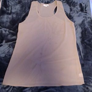 Zenana Outfitters no sleeve polyester shirt